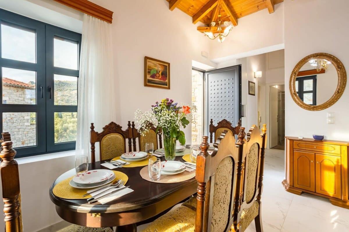 Mani Stone Built Home A Breath Away To The Sea Stoupa Bagian luar foto